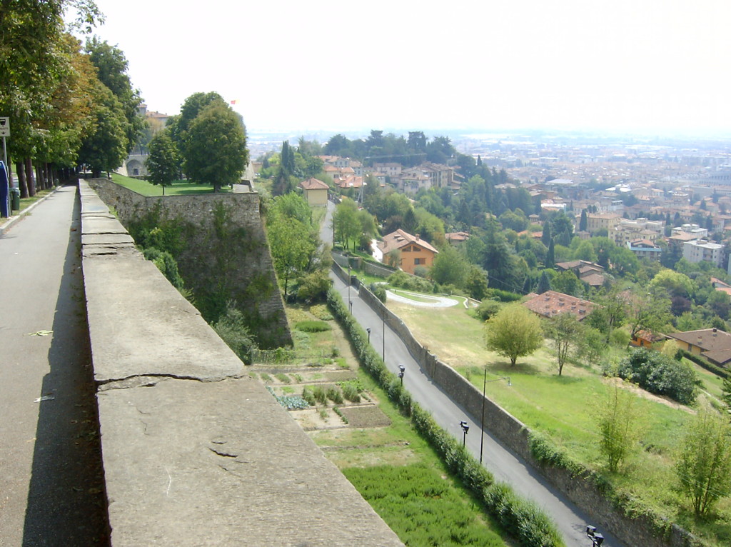 Gli iscritti all’Abbraccio delle Mura superano quota 3000