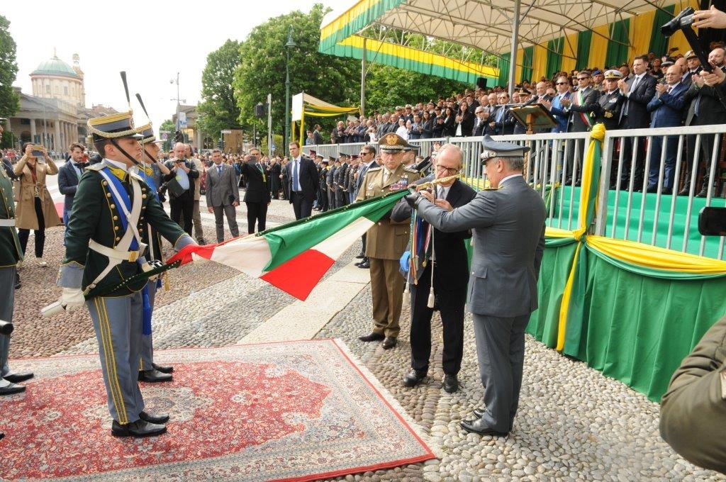 Giuramento degli allievi della Guardia di Finanza, presente Padoan