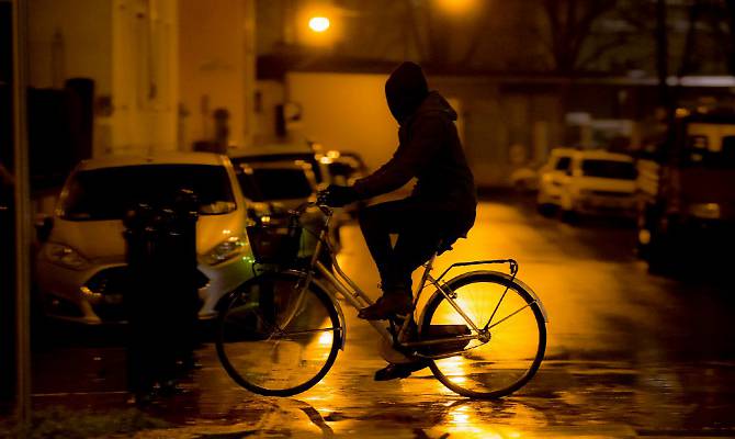 Se lo spacciatore pedala i vigili gli sequestrano la bicicletta