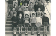 Cercansi compagni di scuola alla Alberico da Rosciate nel 1956