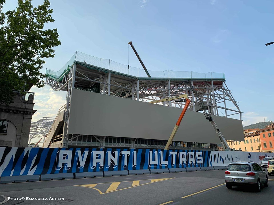 Rivestimento del Gewiss Stadium, controlli della Soprintendenza