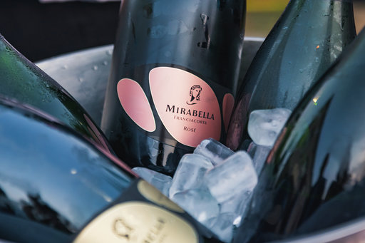 Mirabella compie 40 anni e si regala un Rosé Riserva