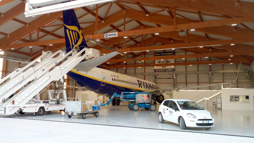 Ryanair cresce a Bergamo: terzo hangar per la manutenzione