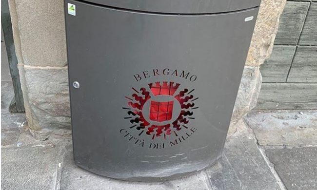 I cestini dei rifiuti di Bergamo li vogliono anche in Polonia