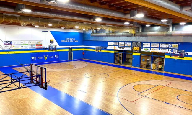 Palestra in stile college per il basket a Brignano