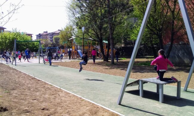 Riaperto il parco giochi al “Turani” di Redona