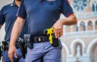 Primi dissuasori elettrici: a fine maggio alle forze dell'ordine