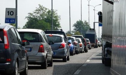 Troppo traffico sull'asse interurbano: bus in ritardo