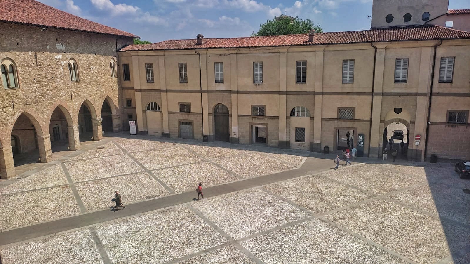 Piazza della Cittadella è tornata all’antico splendore