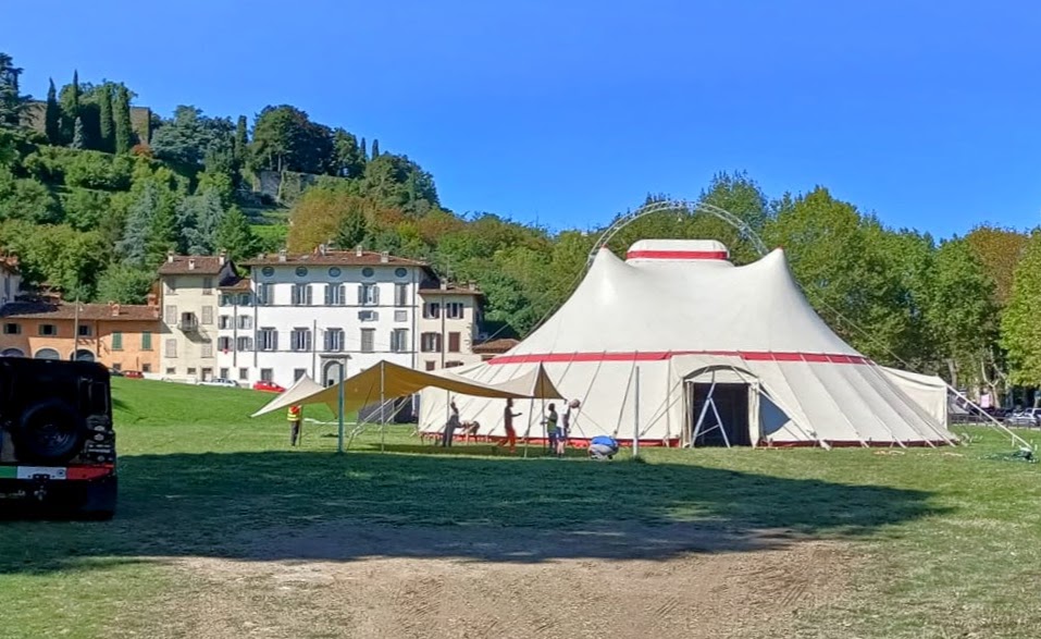 In Città Alta è arrivato il tendone del Circo Zoé