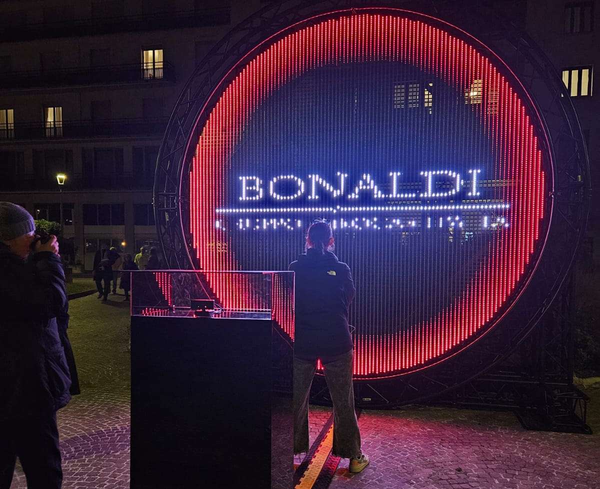 Christmas Design: l’opera di Bonaldi – Gruppo Eurocar Italia pone al centro e attribuisce valore all’individuo