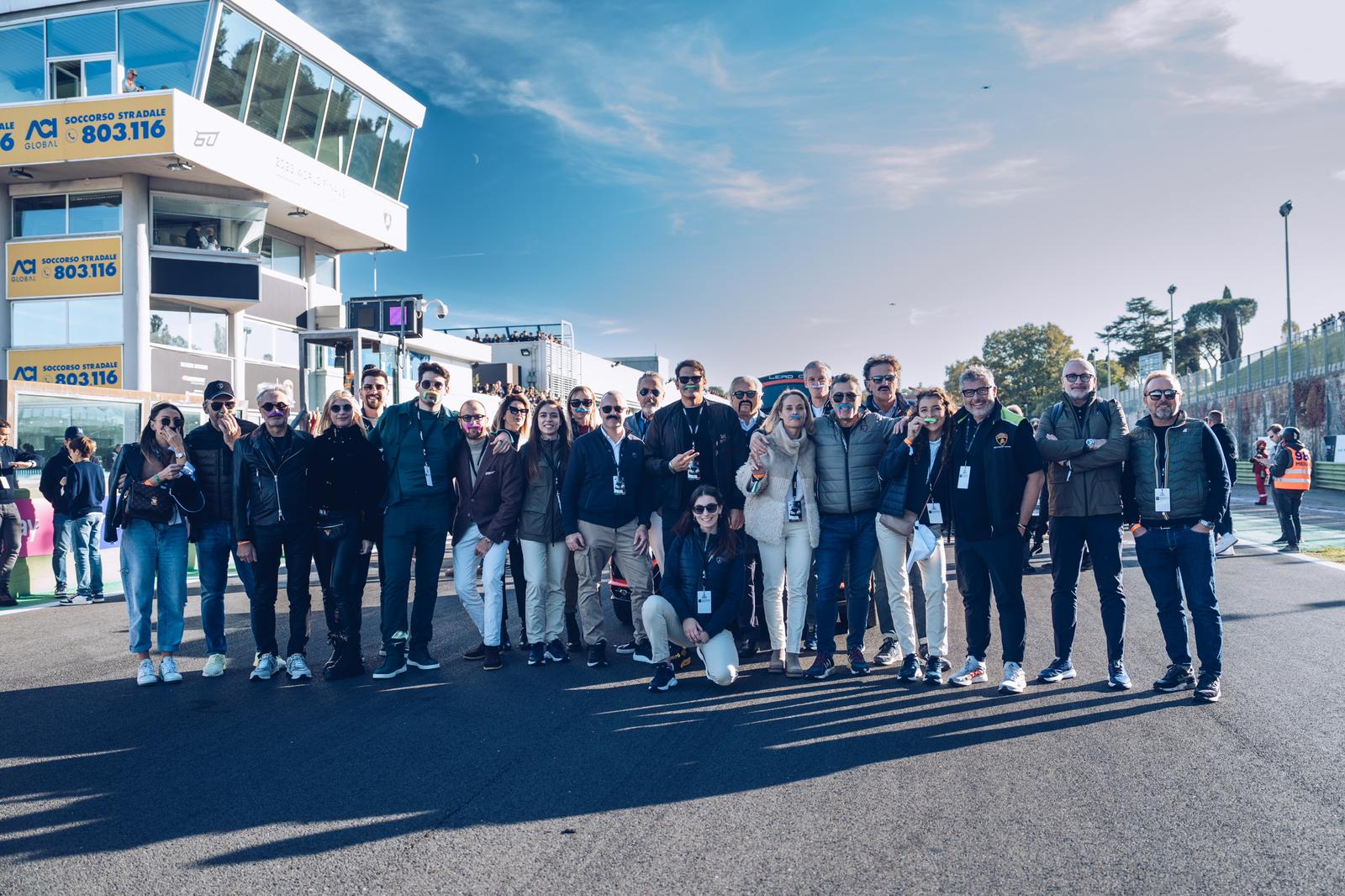 Lamborghini al Movember per la prevenzione dei tumori maschili