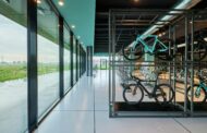 Bianchi inaugura la nuova fabbrica (all'avanguardia)