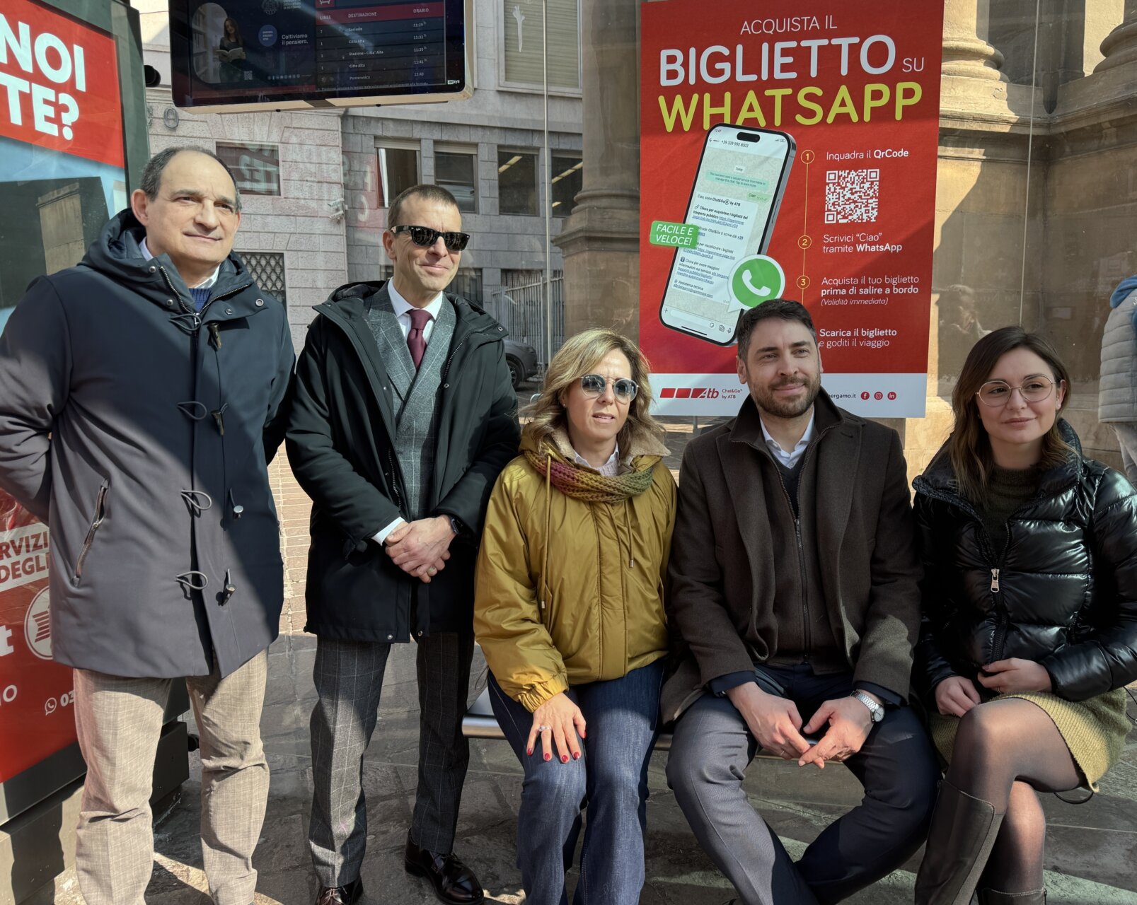 I biglietti del bus ora si comprano su WhatsApp
