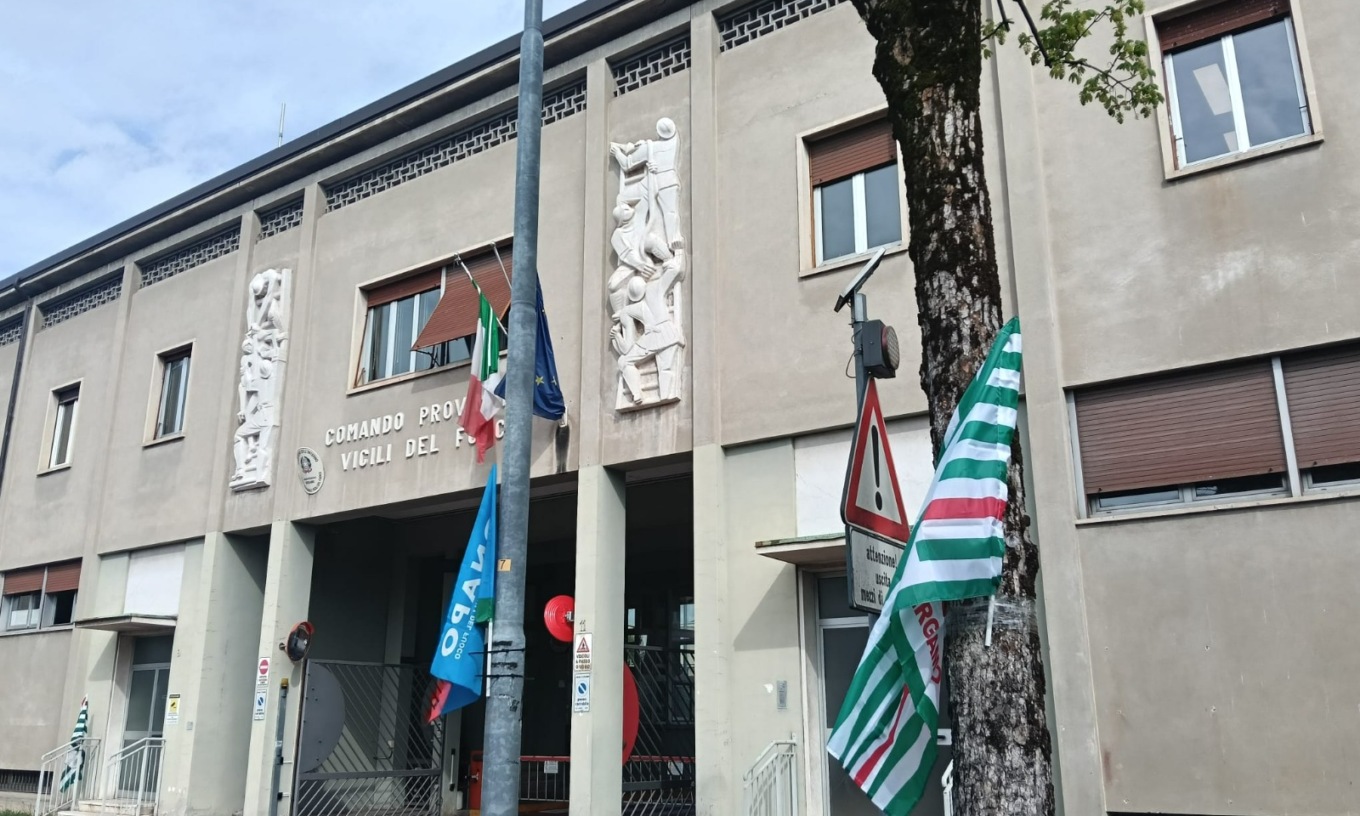 Protesta dei vigili del fuoco di Bergamo