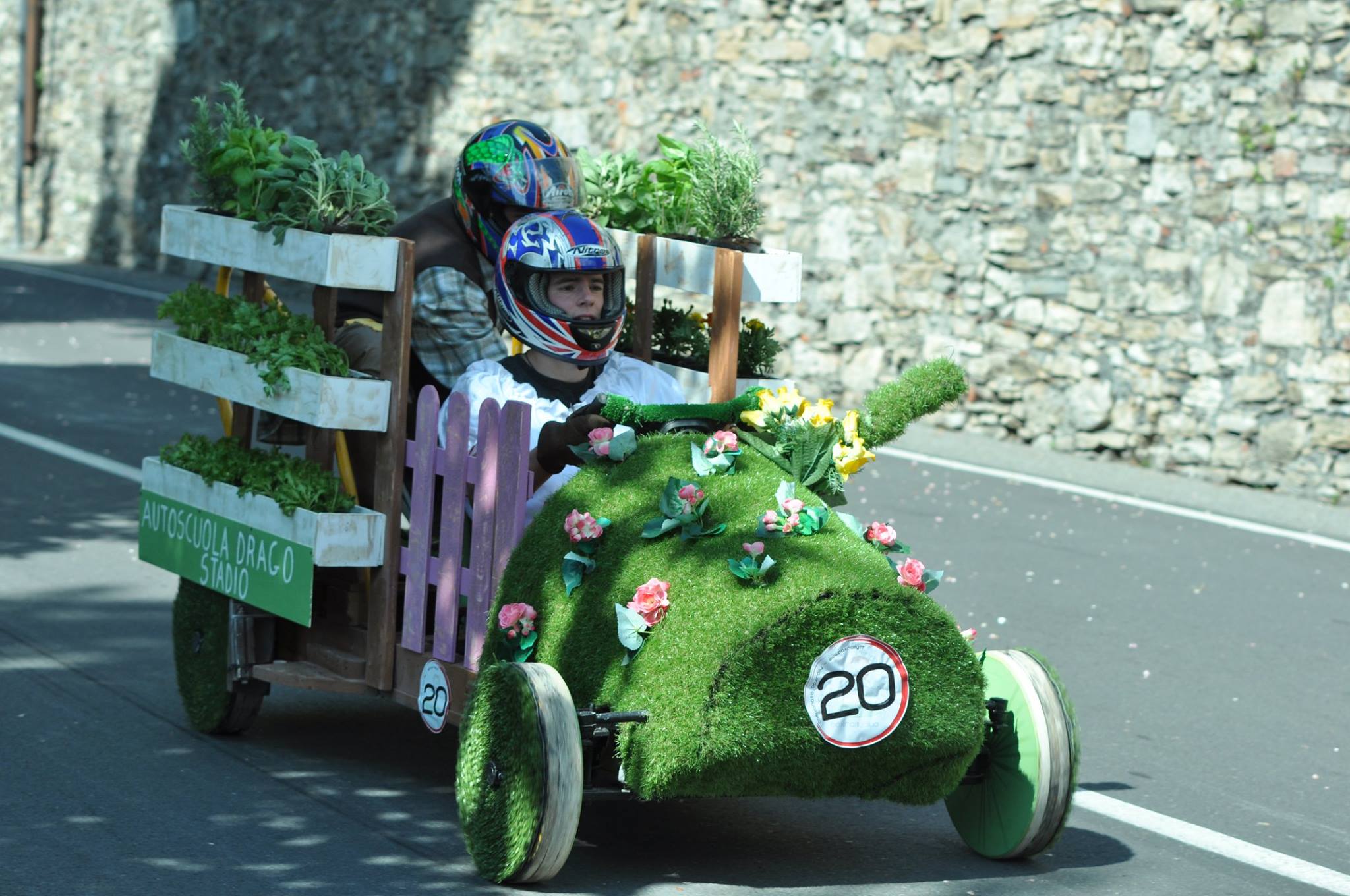 Il Soap Box Rally colora Città Alta, domenica 11