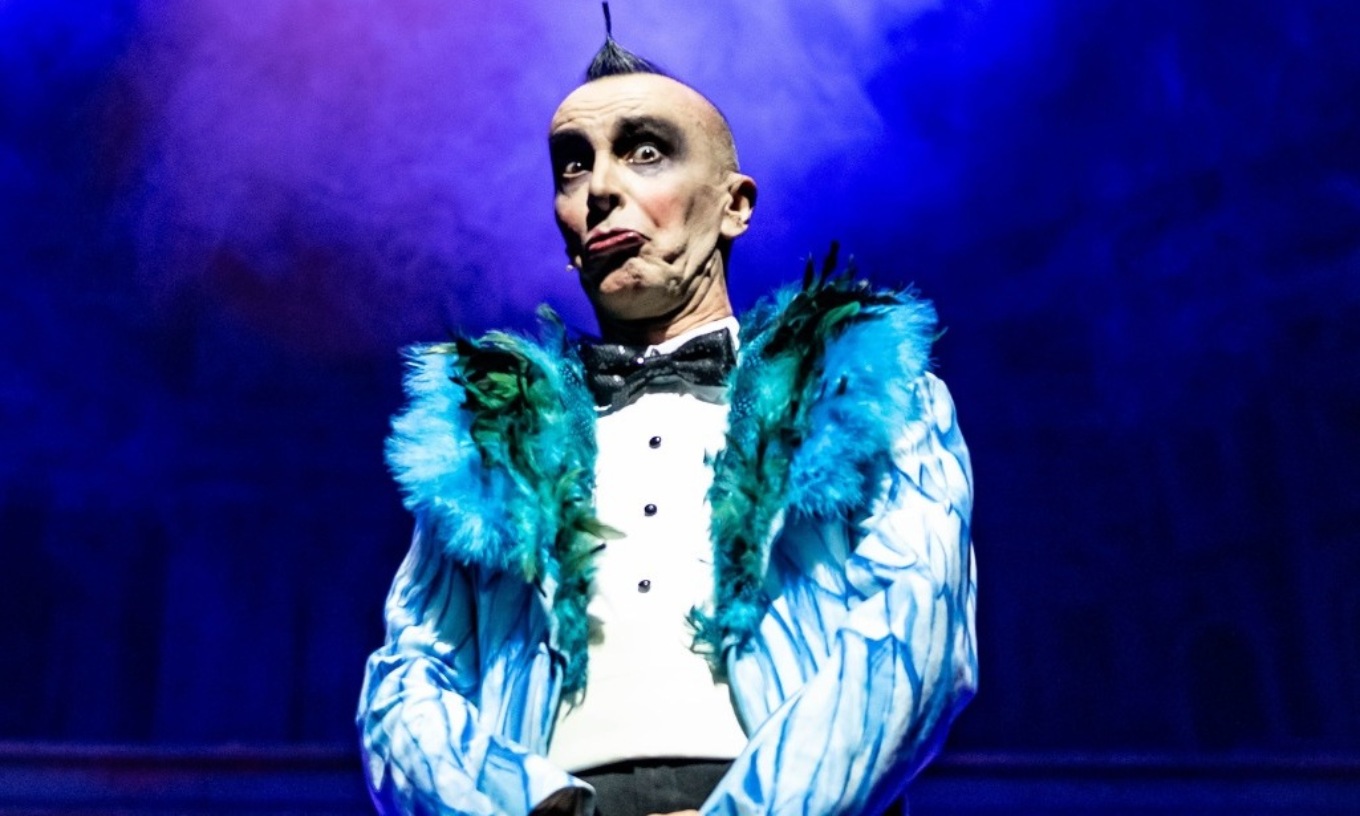 Spettacolo di Brachetti al Teatro Donizetti per il Cesvi