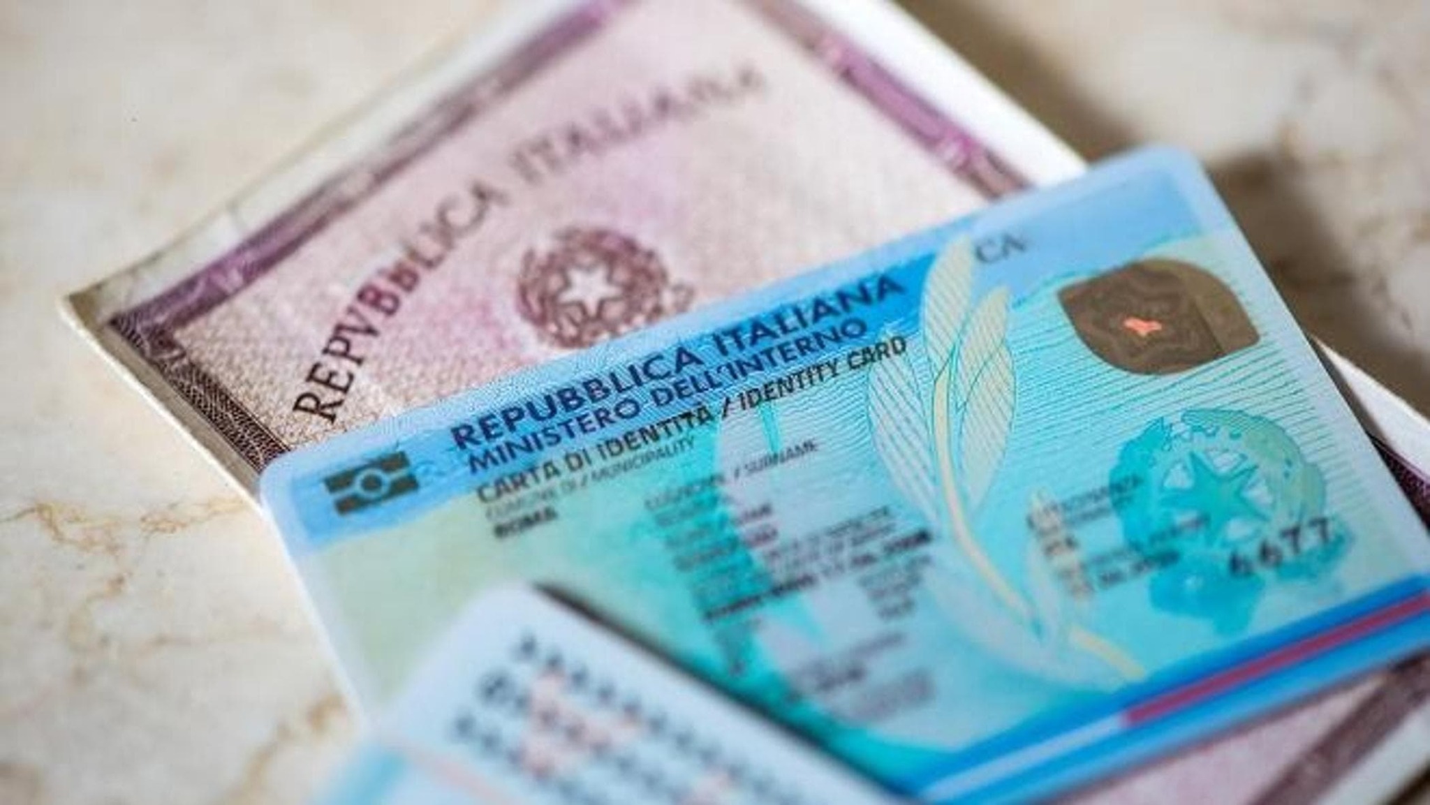 Carta d’identità cartacea addio: dal 3 agosto non sarà più valida