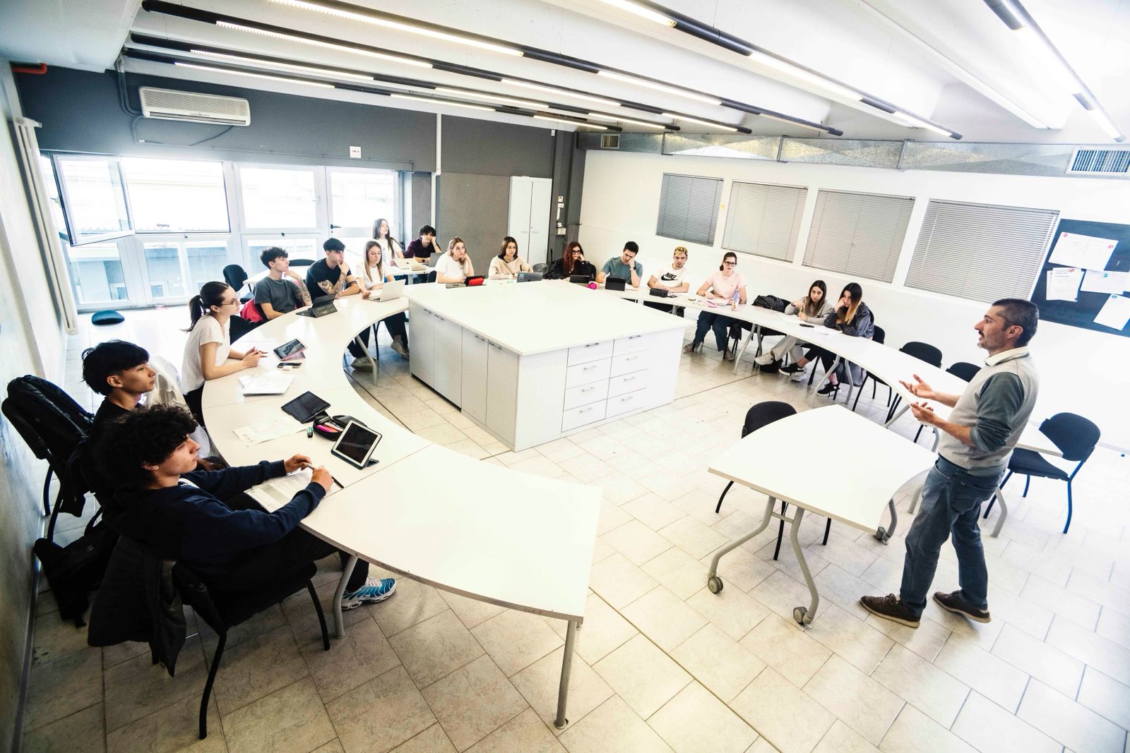 Benessere prima dei voti: cosa chiedono davvero gli studenti