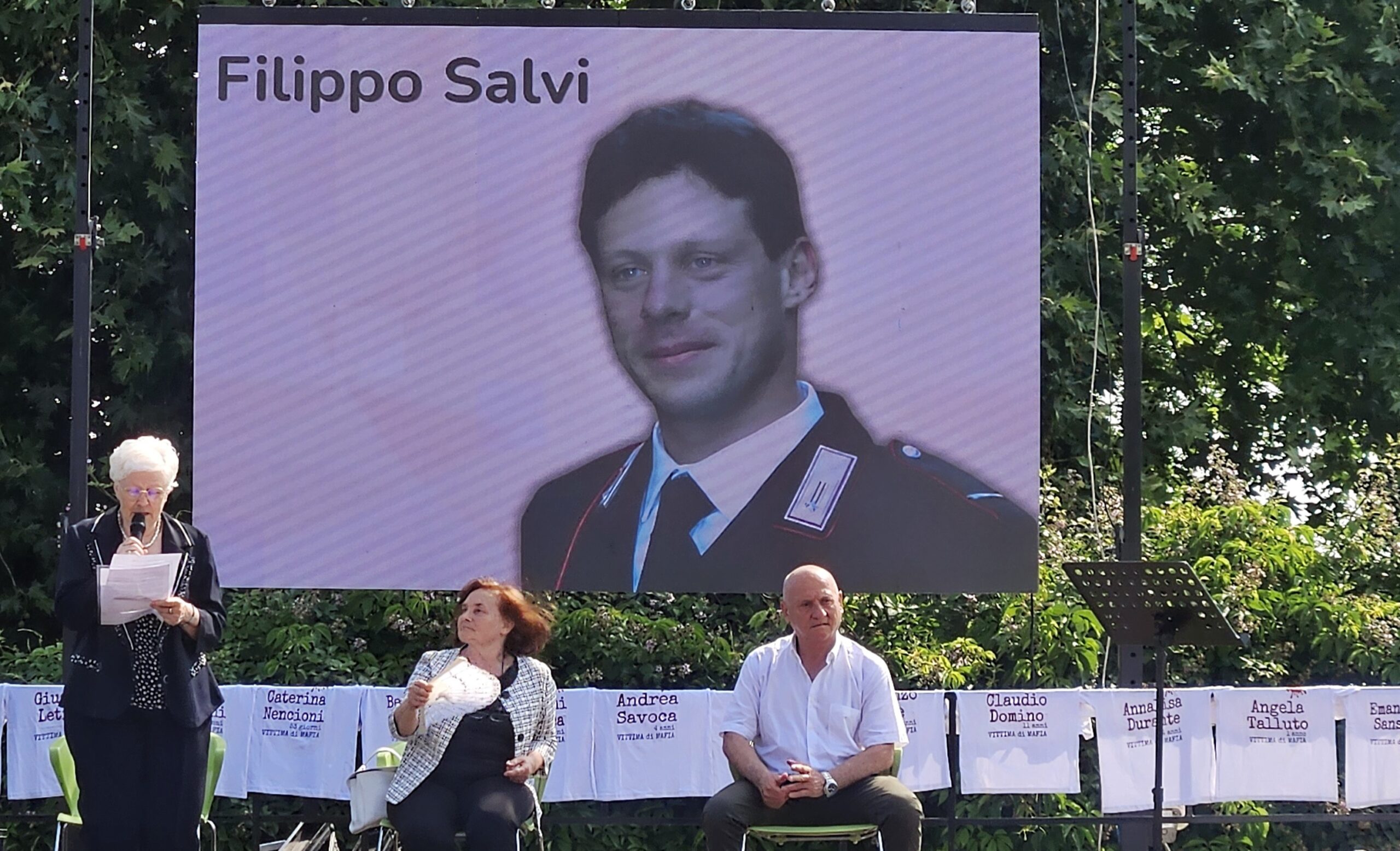 La madre di Filippo Salvi alla scuola intitolata a Falcone