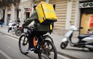 Cgil: ai rider di Glovo arrivano conguagli irrisori